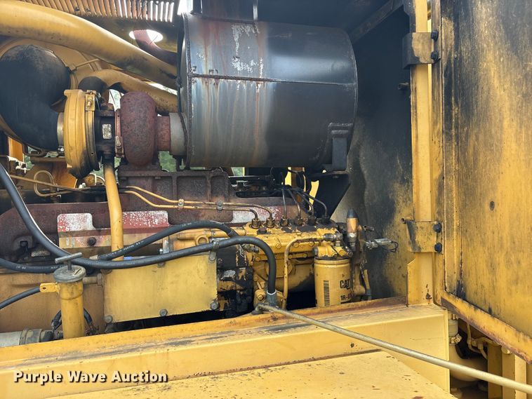 image for item ET7188 1997 Caterpillar 12H motor grader