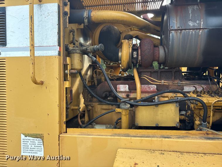 image for item ET7188 1997 Caterpillar 12H motor grader
