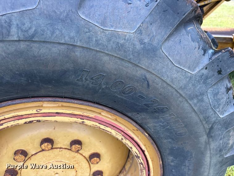 image for item ET7188 1997 Caterpillar 12H motor grader