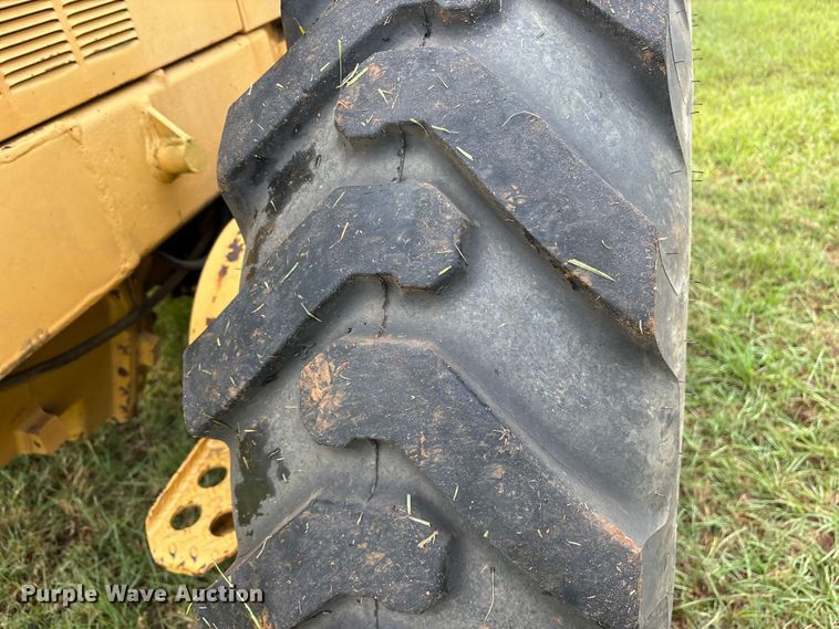 image for item ET7188 1997 Caterpillar 12H motor grader