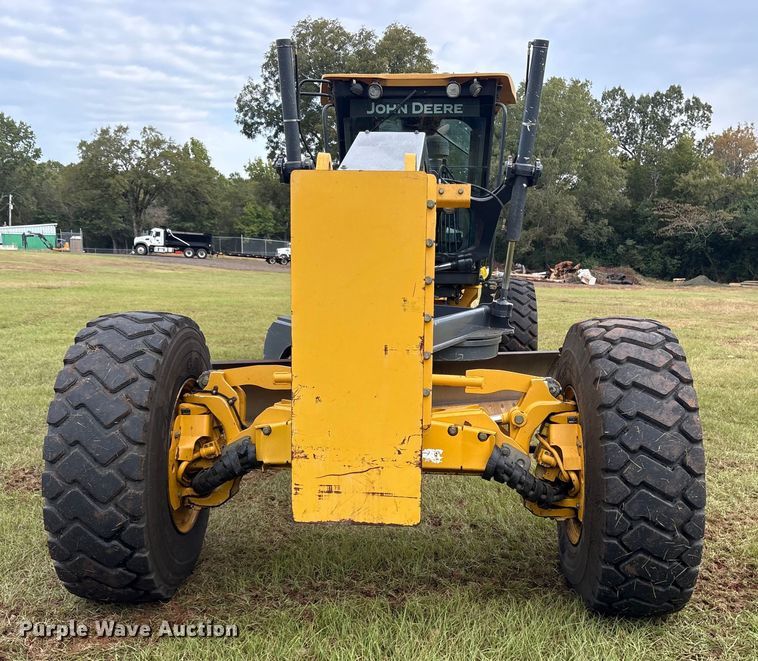 MOTOCONFORMADORA JOHN DEERE 672G 2010