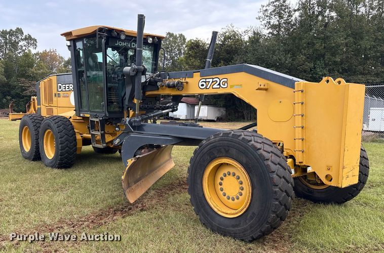 MOTOCONFORMADORA JOHN DEERE 672G 2010