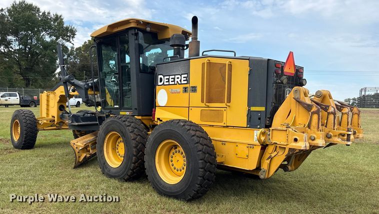 image for item ET7189 2010 John Deere 672G motor grader