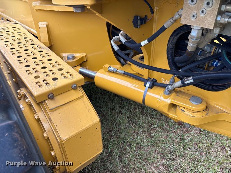 image for item ET7189 2010 John Deere 672G motor grader