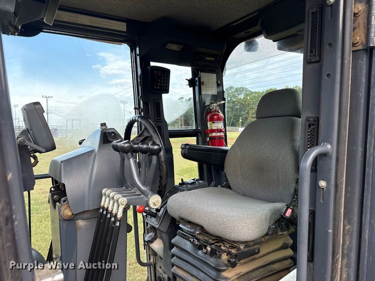 image for item ET7189 2010 John Deere 672G motor grader