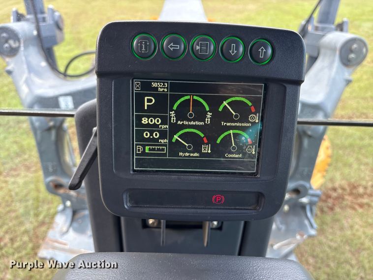 image for item ET7189 2010 John Deere 672G motor grader