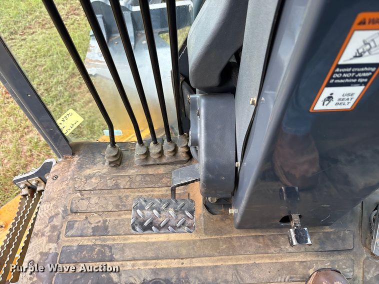 image for item ET7189 2010 John Deere 672G motor grader