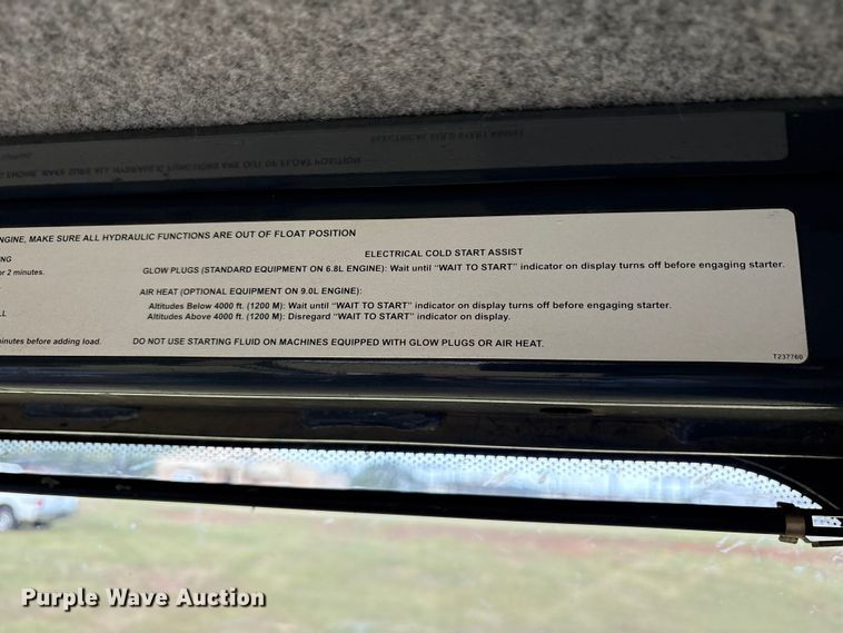 image for item ET7189 2010 John Deere 672G motor grader