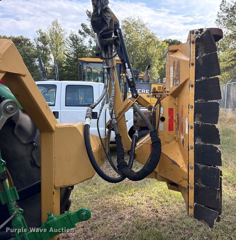 image for item ET7190 2017 John Deere 6105E MFWD tractor