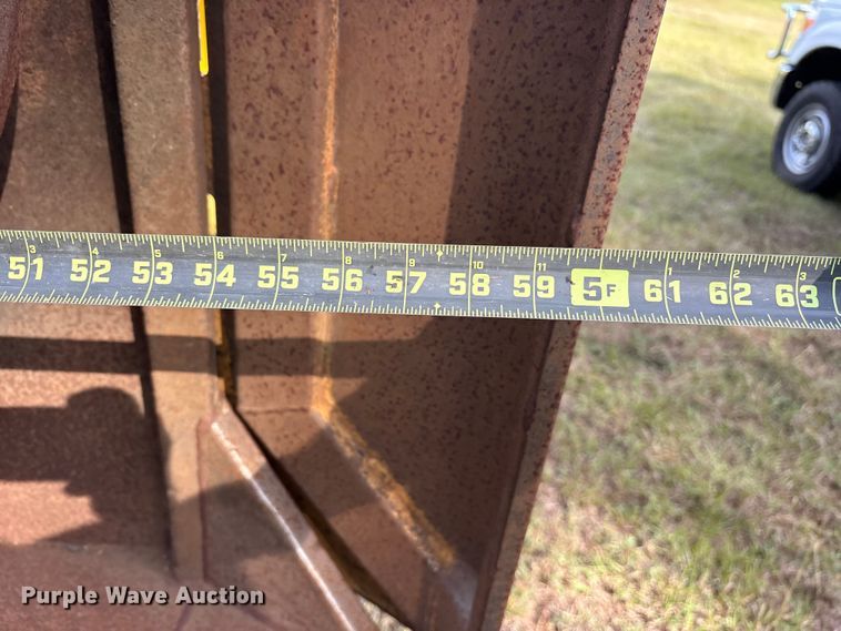 image for item ET7190 2017 John Deere 6105E MFWD tractor