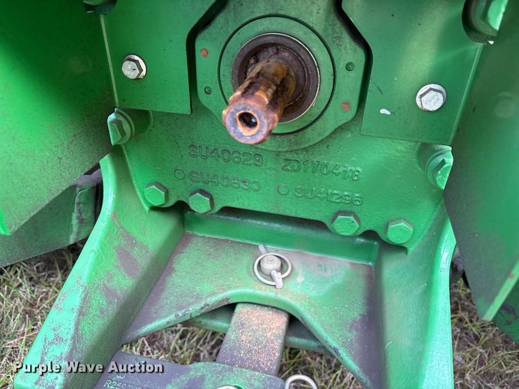 image for item ET7190 2017 John Deere 6105E MFWD tractor