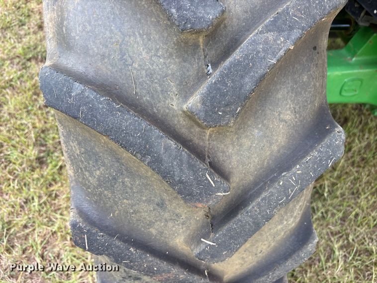 image for item ET7190 2017 John Deere 6105E MFWD tractor