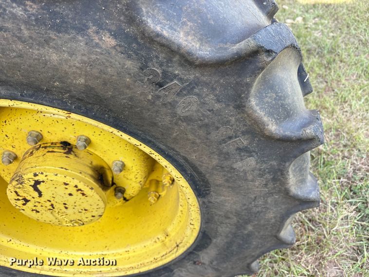 image for item ET7190 2017 John Deere 6105E MFWD tractor