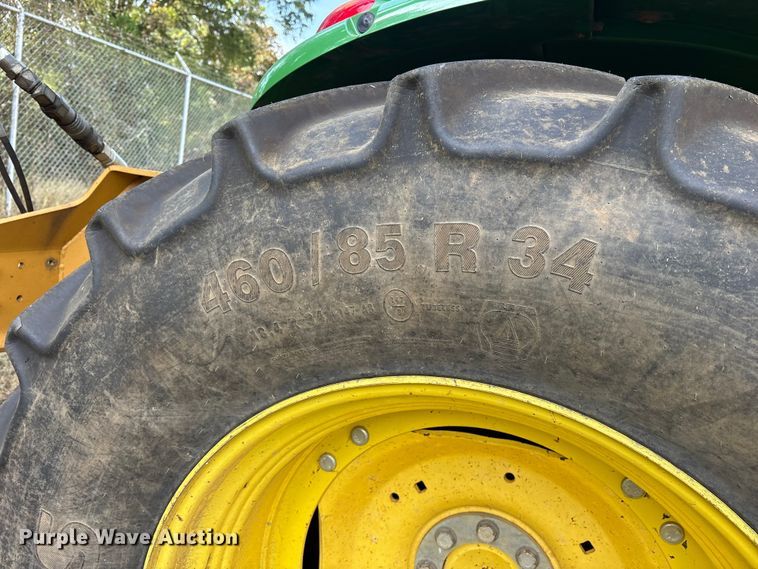 image for item ET7190 2017 John Deere 6105E MFWD tractor