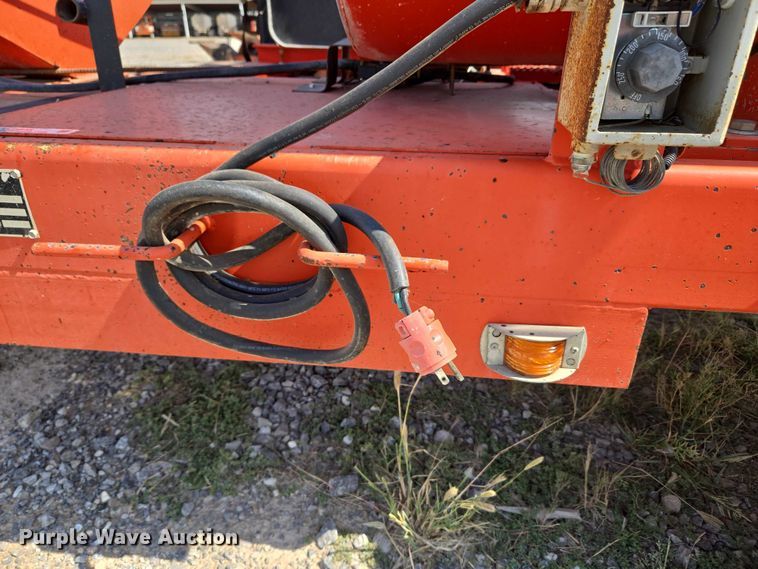 image for item EU3848 Draco INC 125DJT pothole patcher