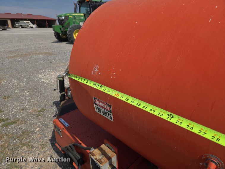 image for item EU3848 Draco INC 125DJT pothole patcher