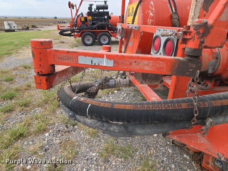 image for item EU3849 Dura Patcher 81DJ pothole patcher