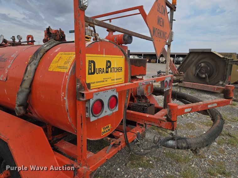 image for item EU3849 Dura Patcher 81DJ pothole patcher