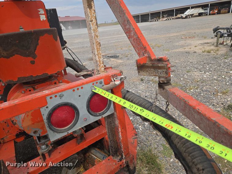 image for item EU3849 Dura Patcher 81DJ pothole patcher