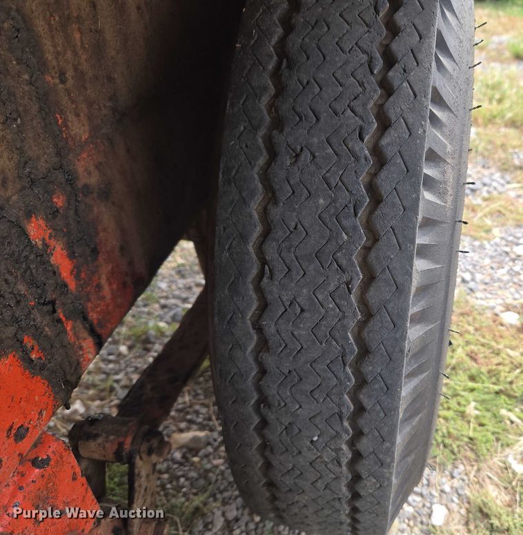 image for item EU3849 Dura Patcher 81DJ pothole patcher