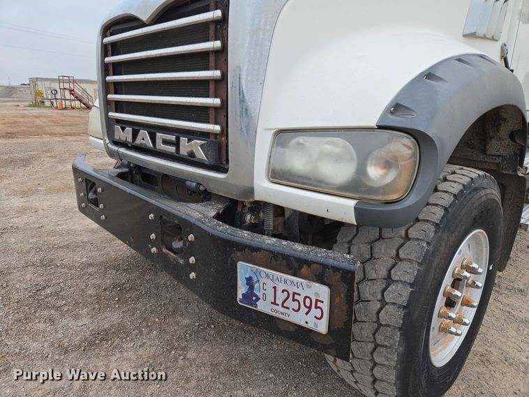 image for item EU3866 2009 Mack Granite dump truck