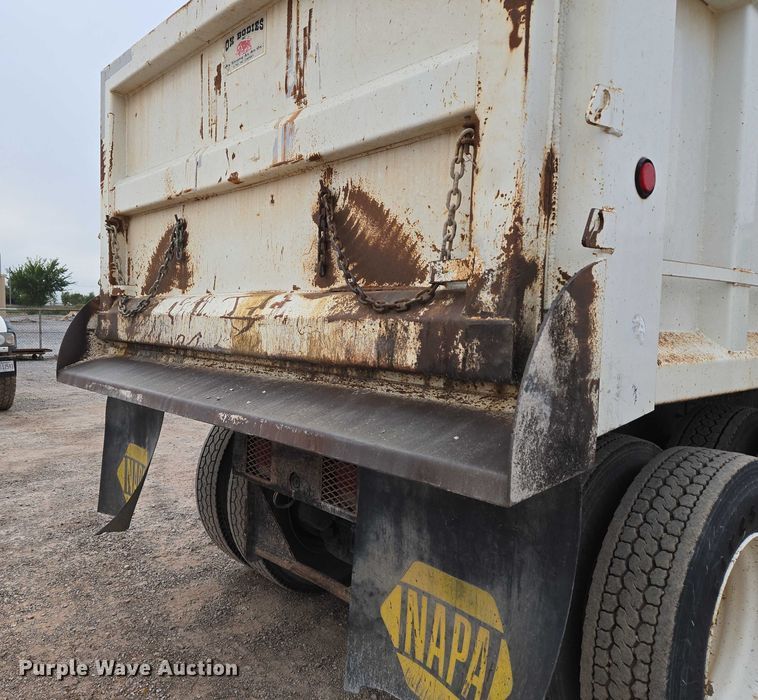 image for item EU3866 2009 Mack Granite dump truck