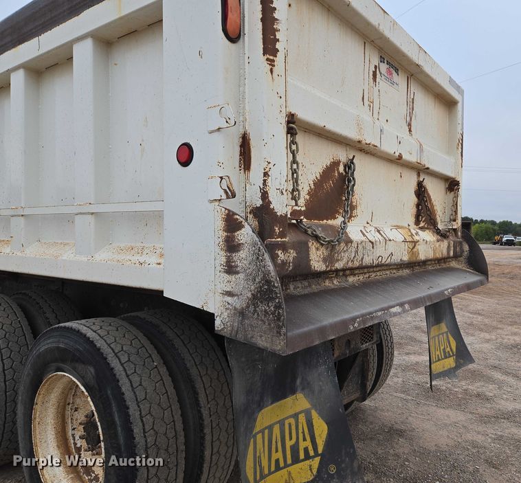 image for item EU3866 2009 Mack Granite dump truck