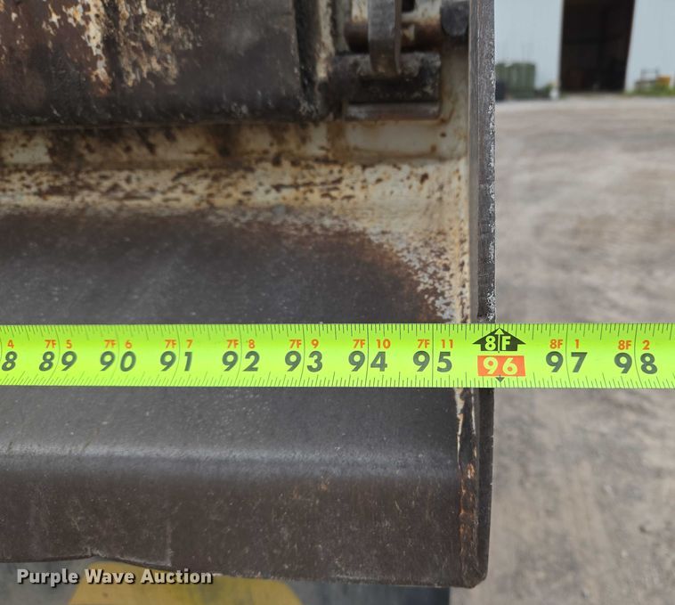 image for item EU3866 2009 Mack Granite dump truck