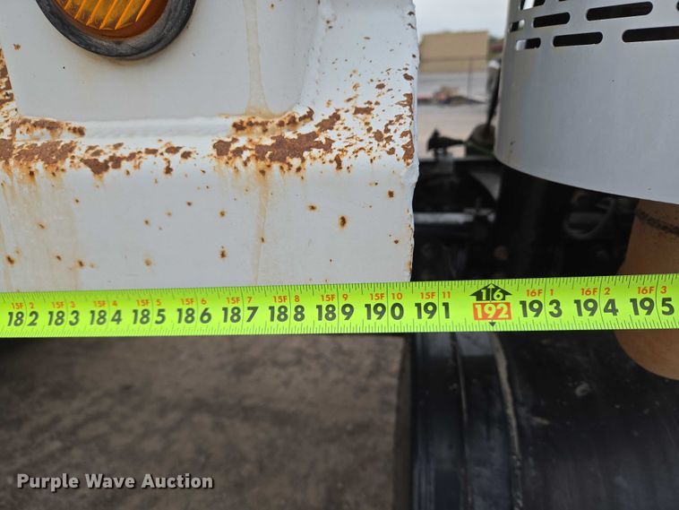 image for item EU3866 2009 Mack Granite dump truck