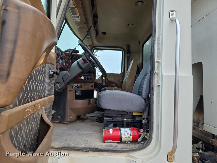 image for item EU3866 2009 Mack Granite dump truck