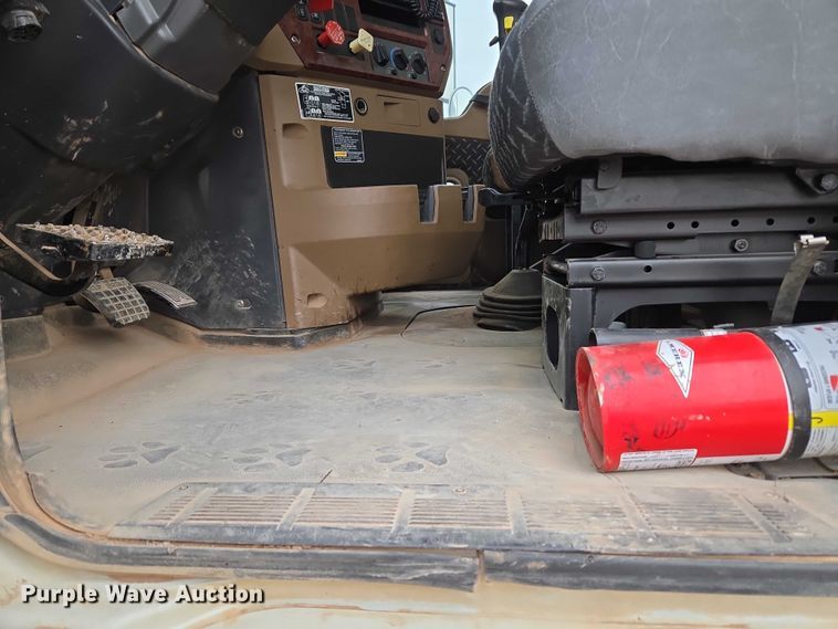 image for item EU3866 2009 Mack Granite dump truck