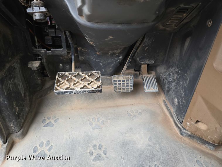 image for item EU3866 2009 Mack Granite dump truck