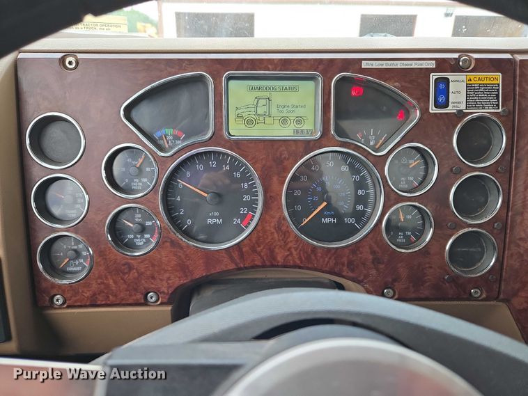 image for item EU3866 2009 Mack Granite dump truck