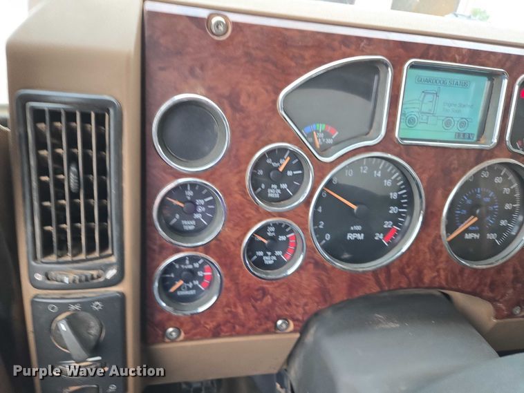 image for item EU3866 2009 Mack Granite dump truck