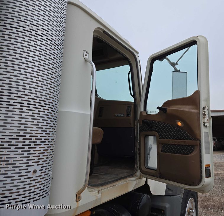 image for item EU3866 2009 Mack Granite dump truck