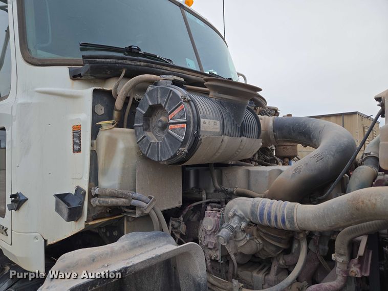image for item EU3866 2009 Mack Granite dump truck