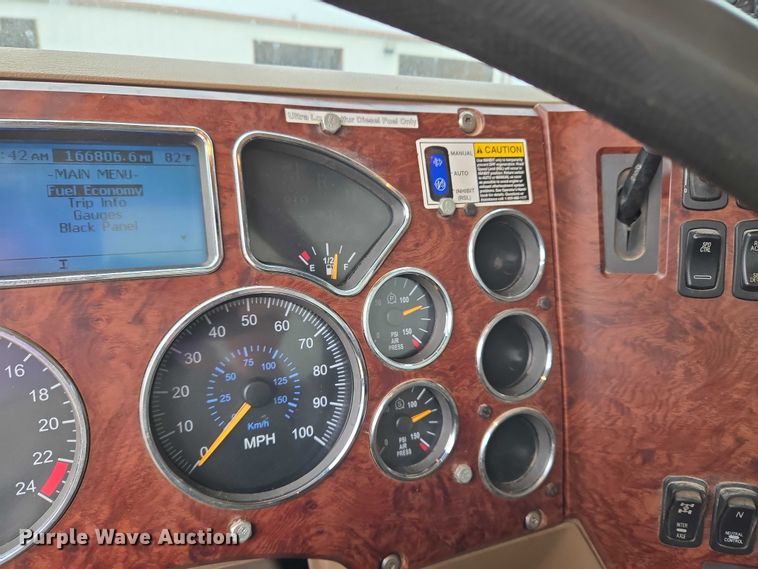 image for item EU3867 2009 Mack Granite dump truck