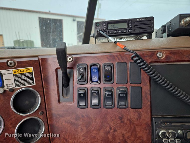 image for item EU3867 2009 Mack Granite dump truck