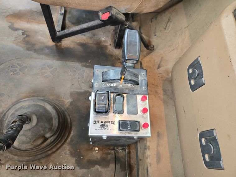 image for item EU3867 2009 Mack Granite dump truck