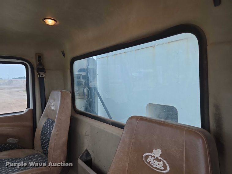 image for item EU3867 2009 Mack Granite dump truck