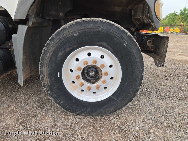 image for item EU3867 2009 Mack Granite dump truck