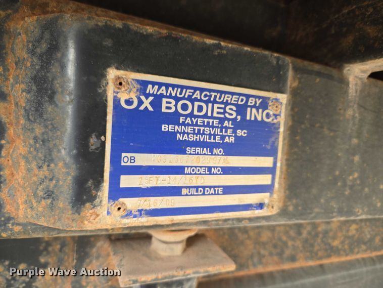 image for item EU3867 2009 Mack Granite dump truck