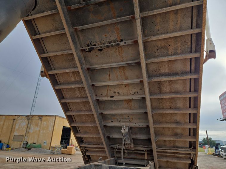 image for item EU3868 2009 Mack Granite dump truck