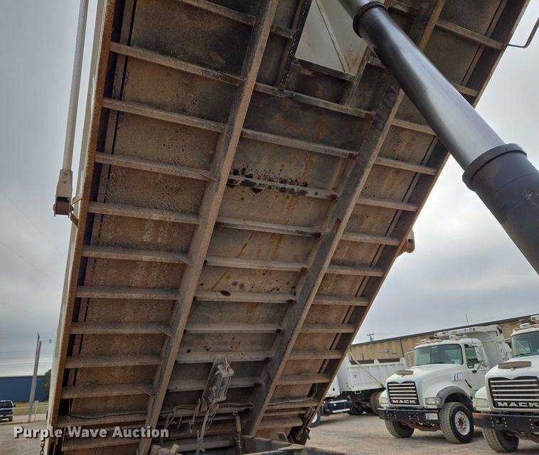 image for item EU3868 2009 Mack Granite dump truck