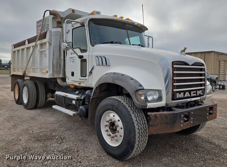 image for item EU3868 2009 Mack Granite dump truck