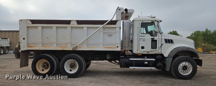 image for item EU3868 2009 Mack Granite dump truck