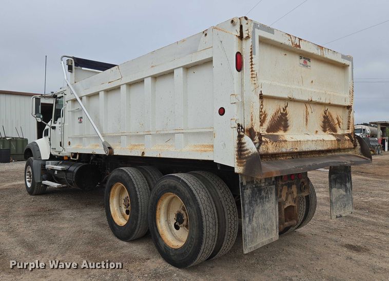 image for item EU3868 2009 Mack Granite dump truck