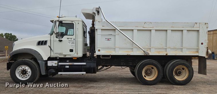 image for item EU3868 2009 Mack Granite dump truck