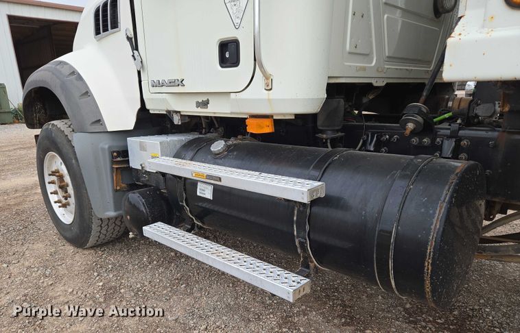 image for item EU3868 2009 Mack Granite dump truck