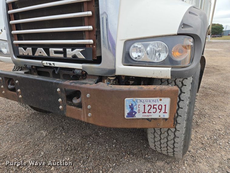 image for item EU3868 2009 Mack Granite dump truck